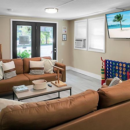 צ'ימני רוק Hickory Falls Inn מראה חיצוני תמונה
