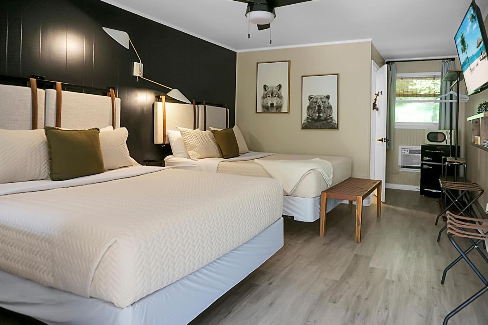 צ'ימני רוק Hickory Falls Inn מראה חיצוני תמונה